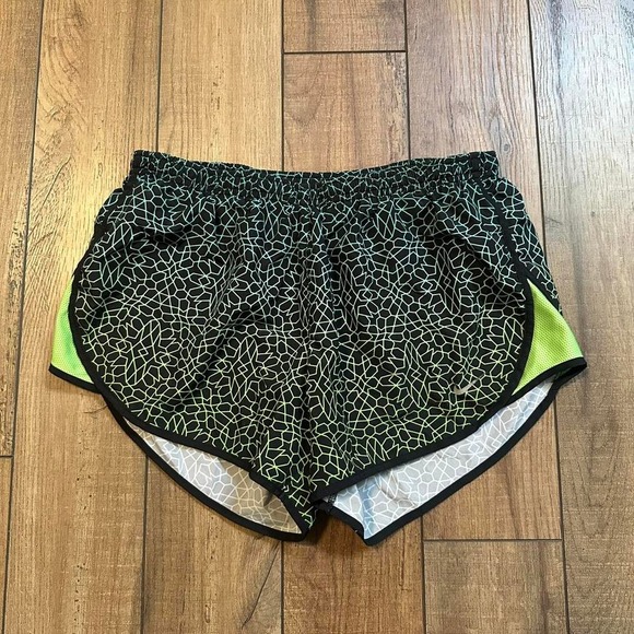 Nike dri-fit tempo running shorts black green size‎ medium - Picture 1 of 6
